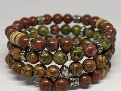 Issa Bracelet by PoeticDesigns